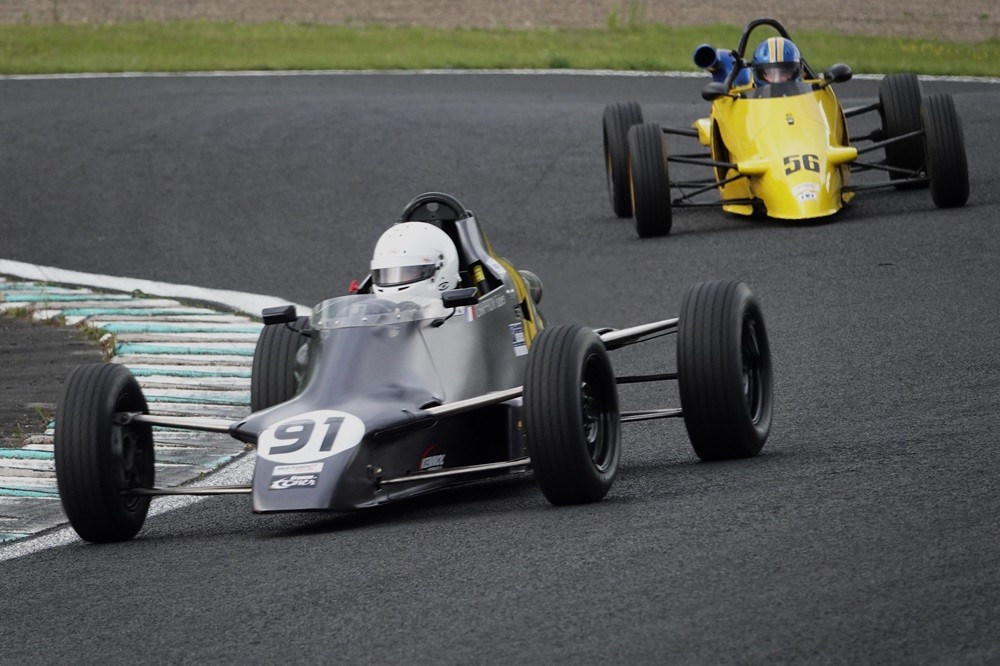 91 chappron charade 24