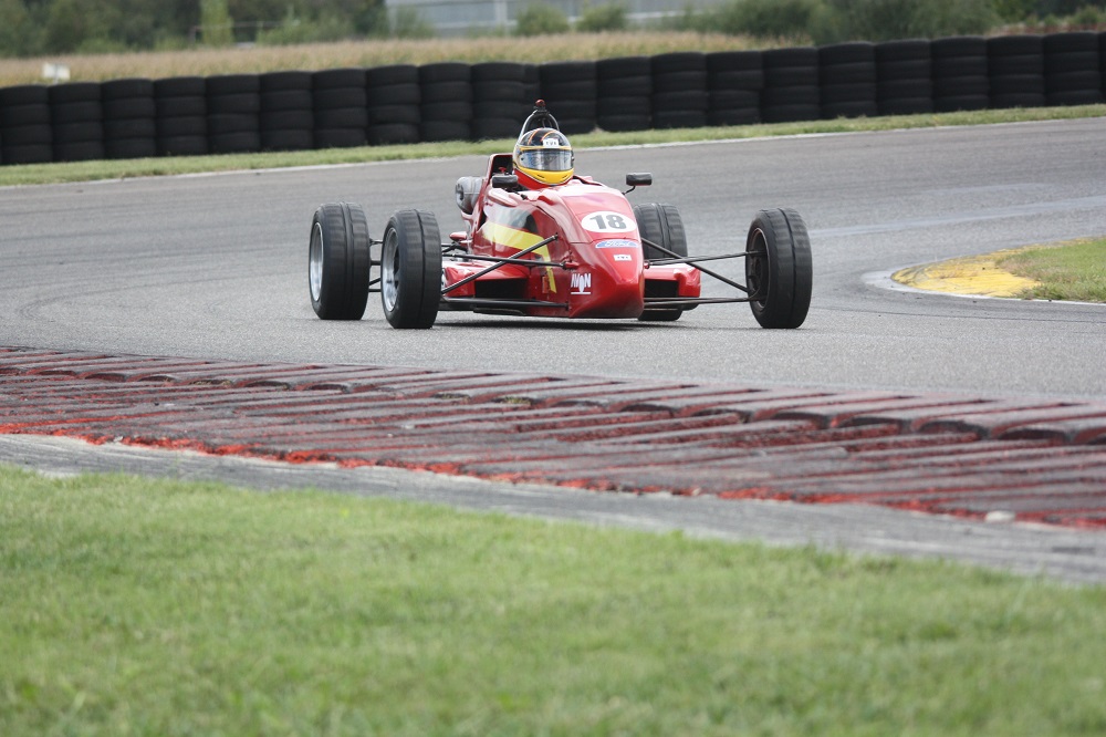 Georges Tomsen Nogaro 17