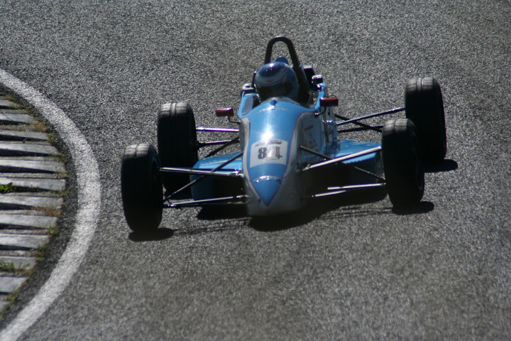 Heudricourt Charade 1